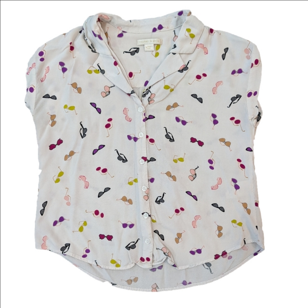 Cooper & Ella Sleeveless Button Down Collared Sunglasses Print Shirt